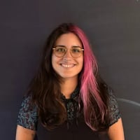 carolina-pereira-professora